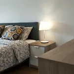Lisbon Apartment -Free Parking