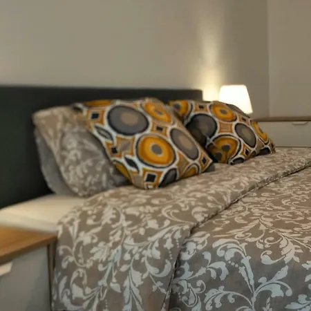 דירה Lisbon Apartment -Free Parking *