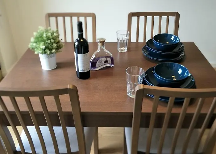 Lisbon Apartment -Free Parking