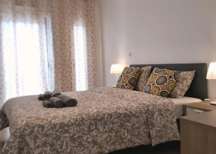 Lisbon Apartment -Free Parking